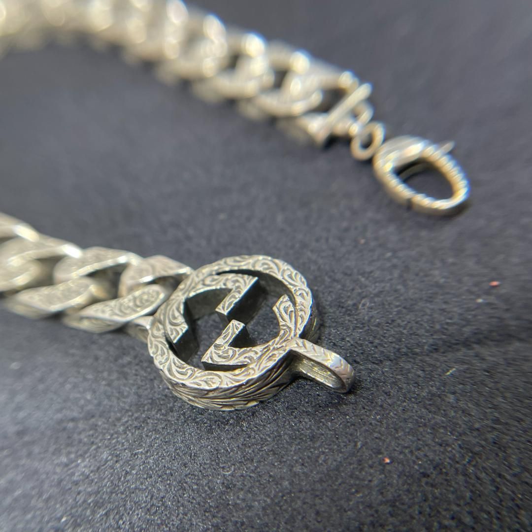 GUCCI / グッチ インターロッキングG アラベスク彫 ブレスレット