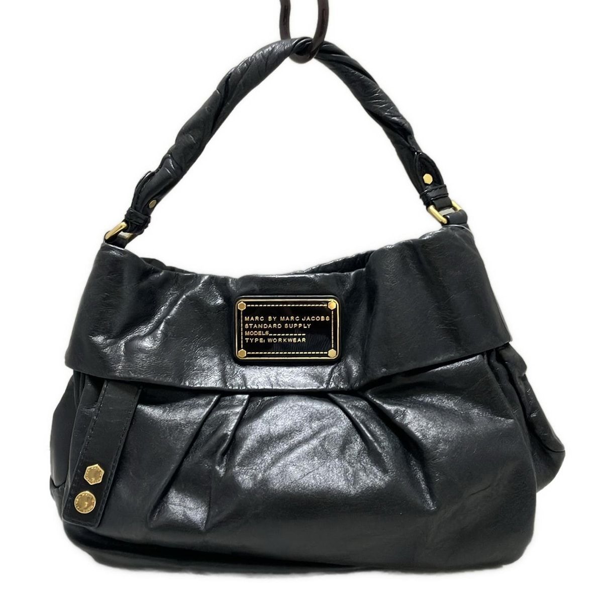 【人気☆MARC BY MARC JACOBS】黒 ハンドバッグ 内側文字入り MARC BY MARC JACOBS(マークバイマークジェイコブス