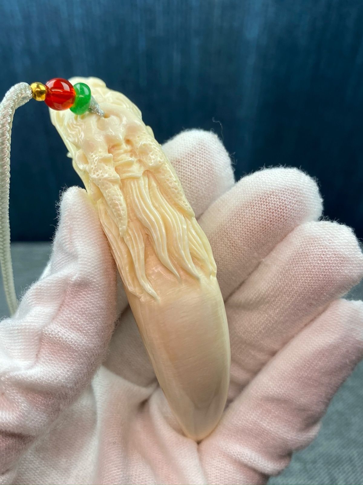 天然マンモス牙美しい手作り彫刻 龍首牙尖 ネックレス - メルカリ