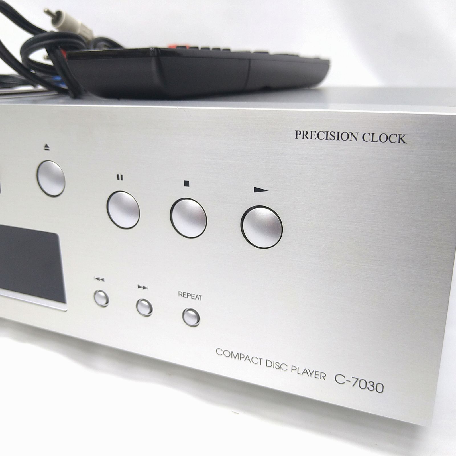 中古／完動品】ONKYO CDプレーヤー C-7030 (S) シルバー - メルカリ