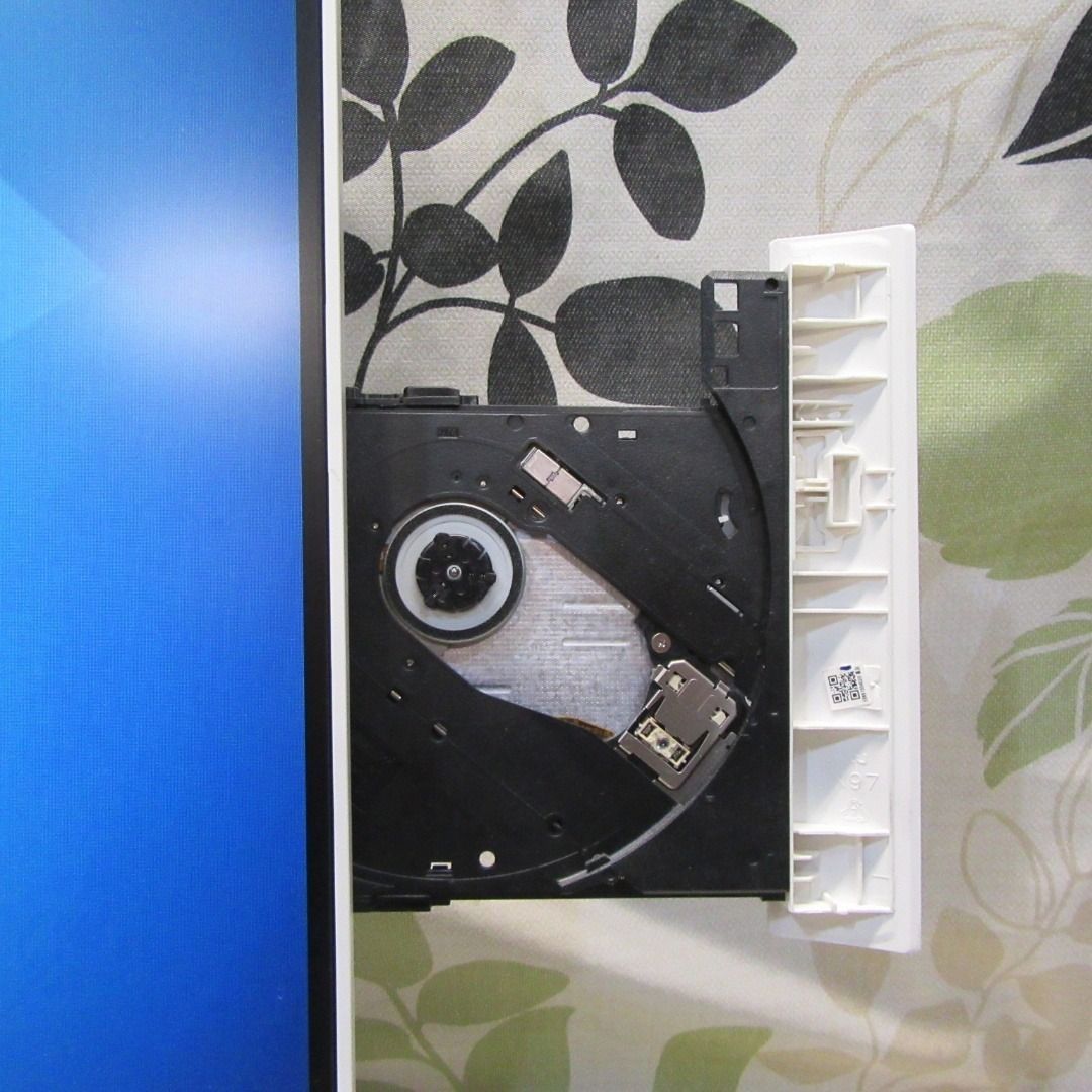 Win11公式対応9世代Corei3 メ8 SSD HDD タッチ カメラ 無線 VETTDRUCK_DE