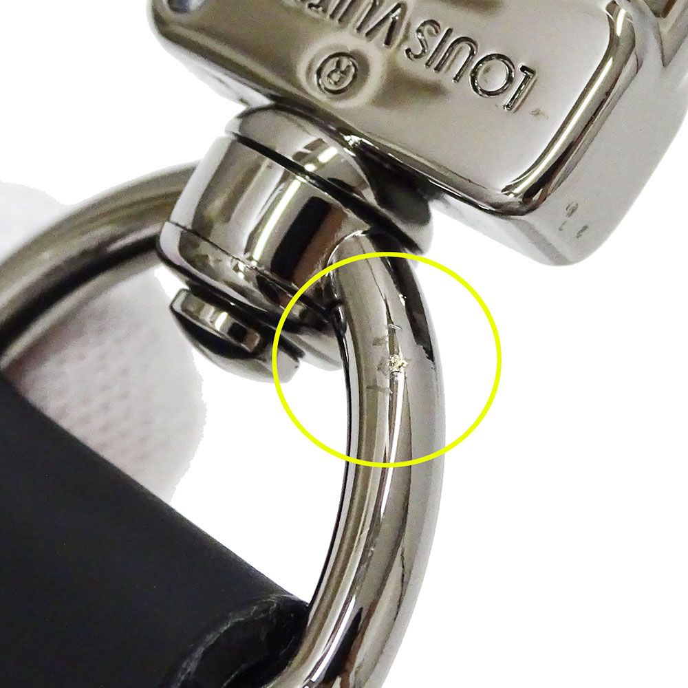 トラベルバッグ