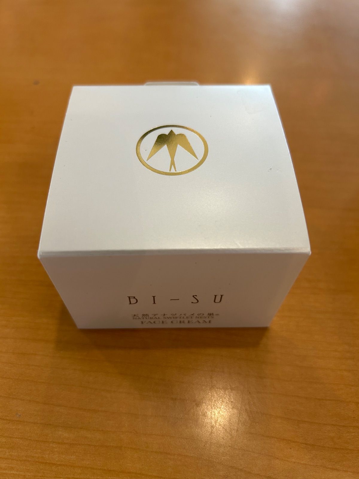 BI-SUビースフェイスクリーム40g BI-SUフェイスクリーム フローラル 40g | 天然高級ツバメの巣