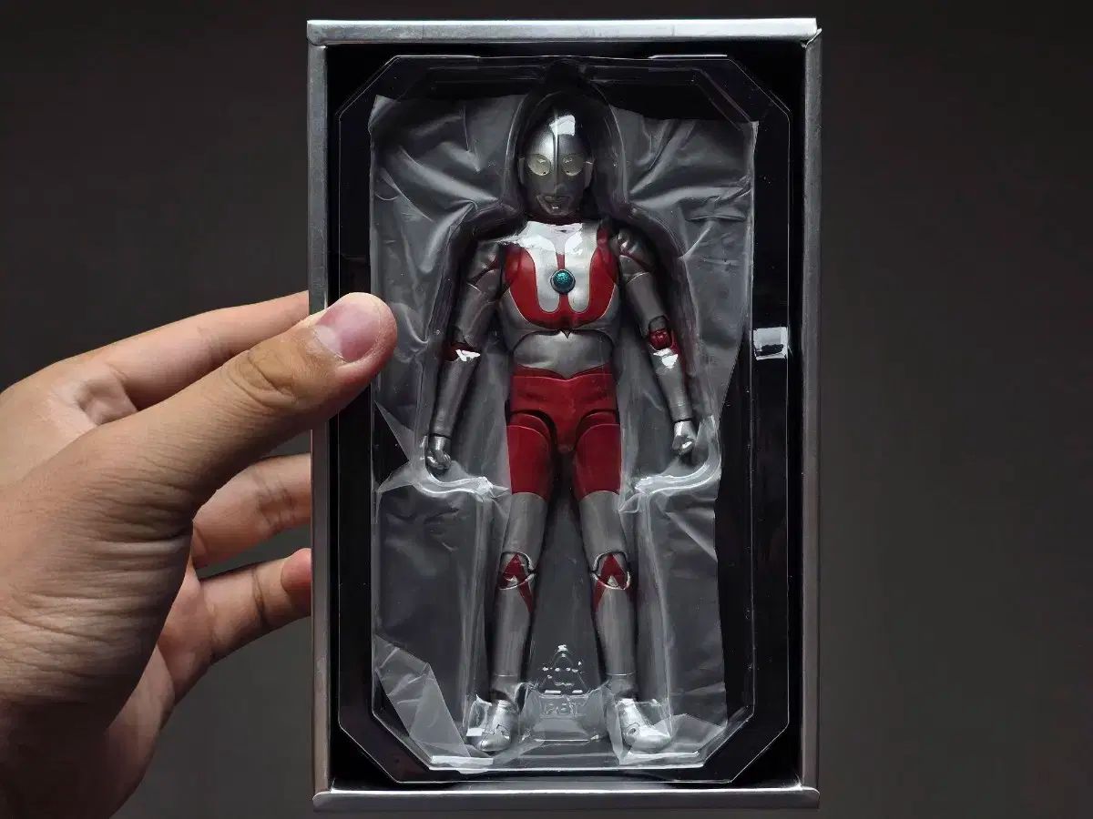 誘う ウルトラマン