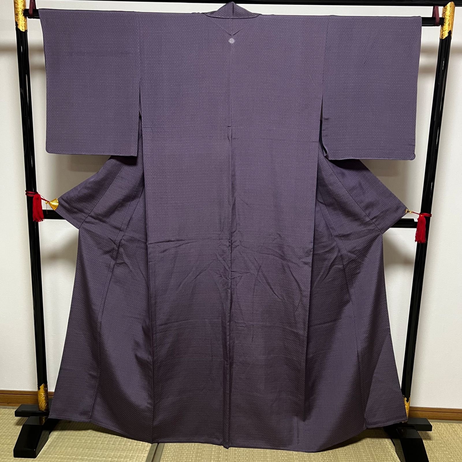 美品　単衣　色無地　一つ紋　紋　S 縮緬　紫 楽天市場】紫（種類（着物）色無地）（着物｜和服）：レディース