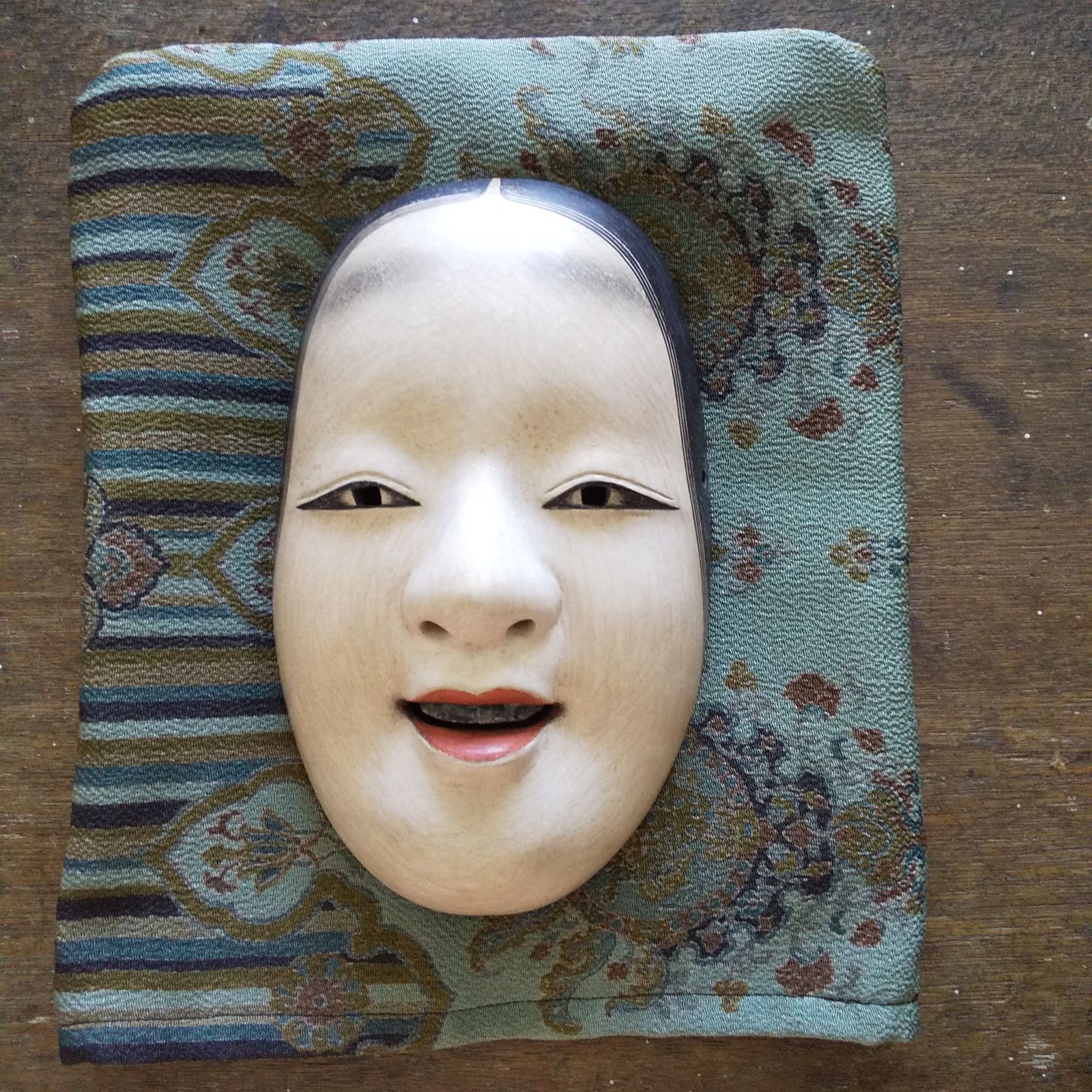 能面師 広尾次郎市作 木彫 般若面 【小面】能面 時代物 伝統工芸 共