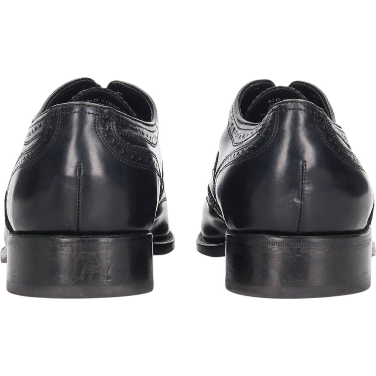 ウイングチップシューズ