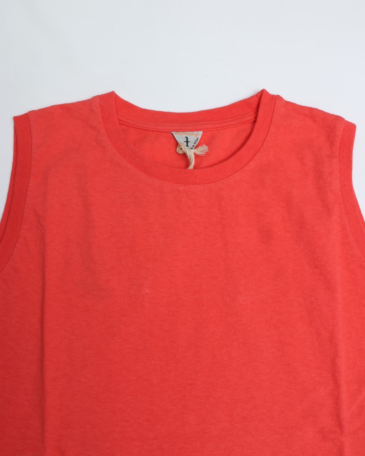 SALMON PINK