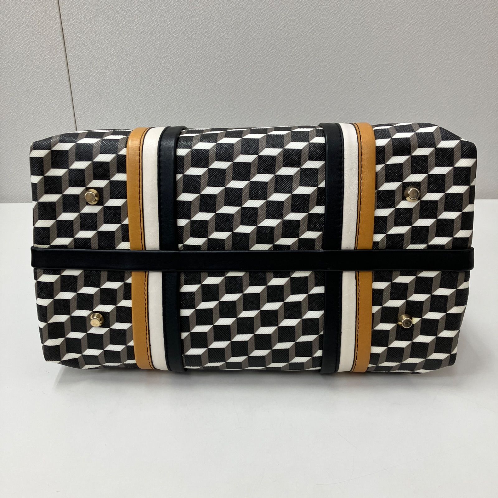 【美品】ピエールアルディ　2wayトートバッグ　カーフレザー　高級　ユニセックス 美品】ピエールアルディ2wayトートバッグカーフレザー高級ユニ