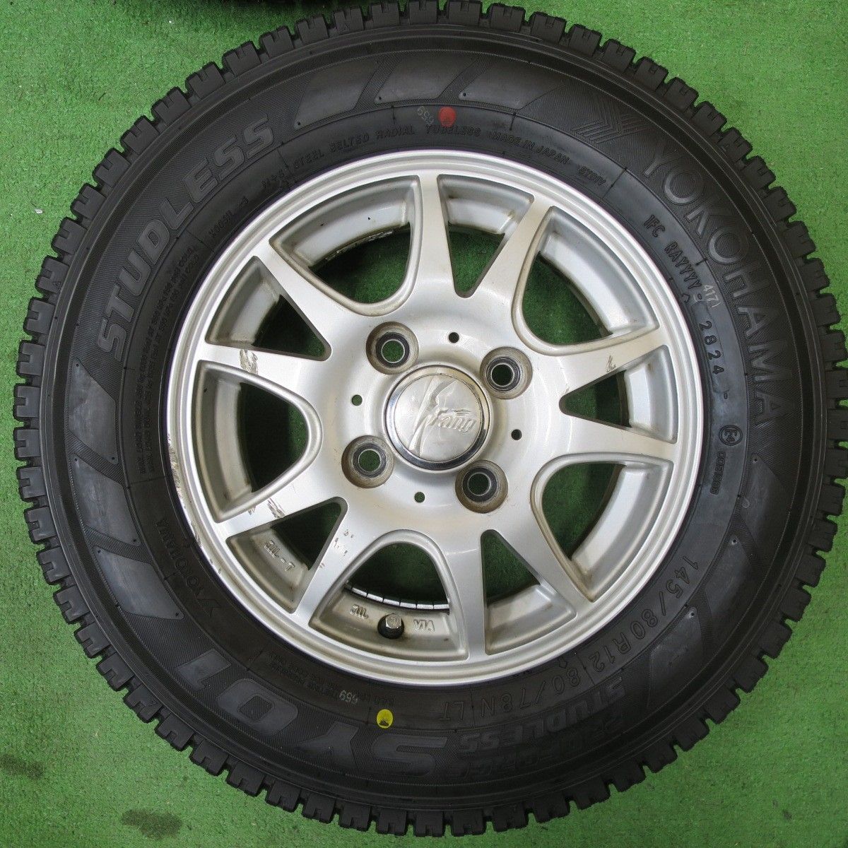 145/80R12・ほぼ未使用スタッドレスタイヤ+スチールホイールセット・2