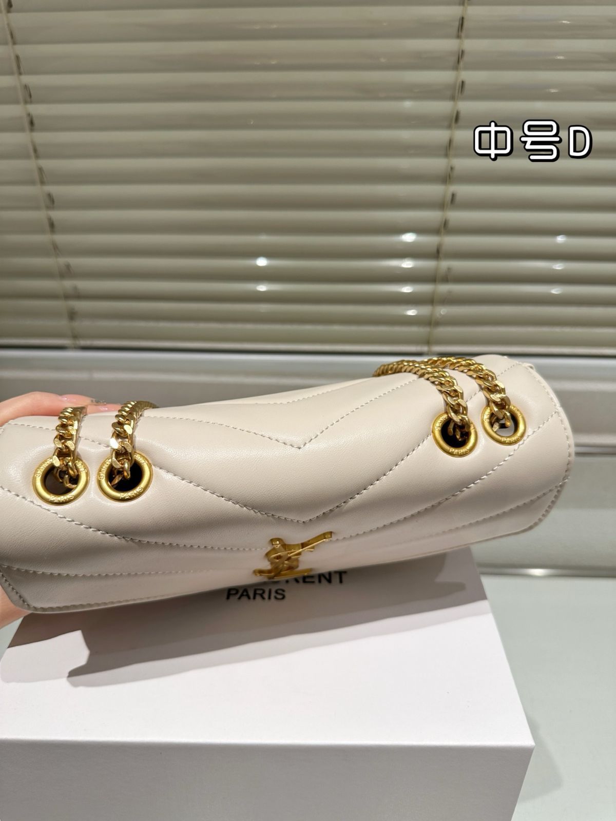 イヴサンローラン 2025