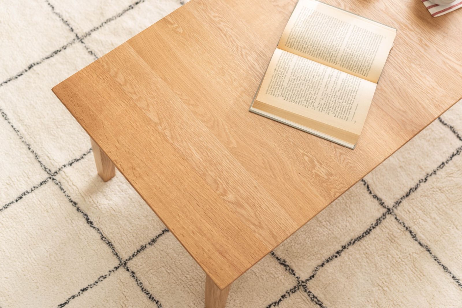 美品 シギヤマ家具 サリー ローテーブル センターテーブル テーブル オーク 美品 シギヤマ家具 サリー ローテーブル センターテーブル テーブル オーク