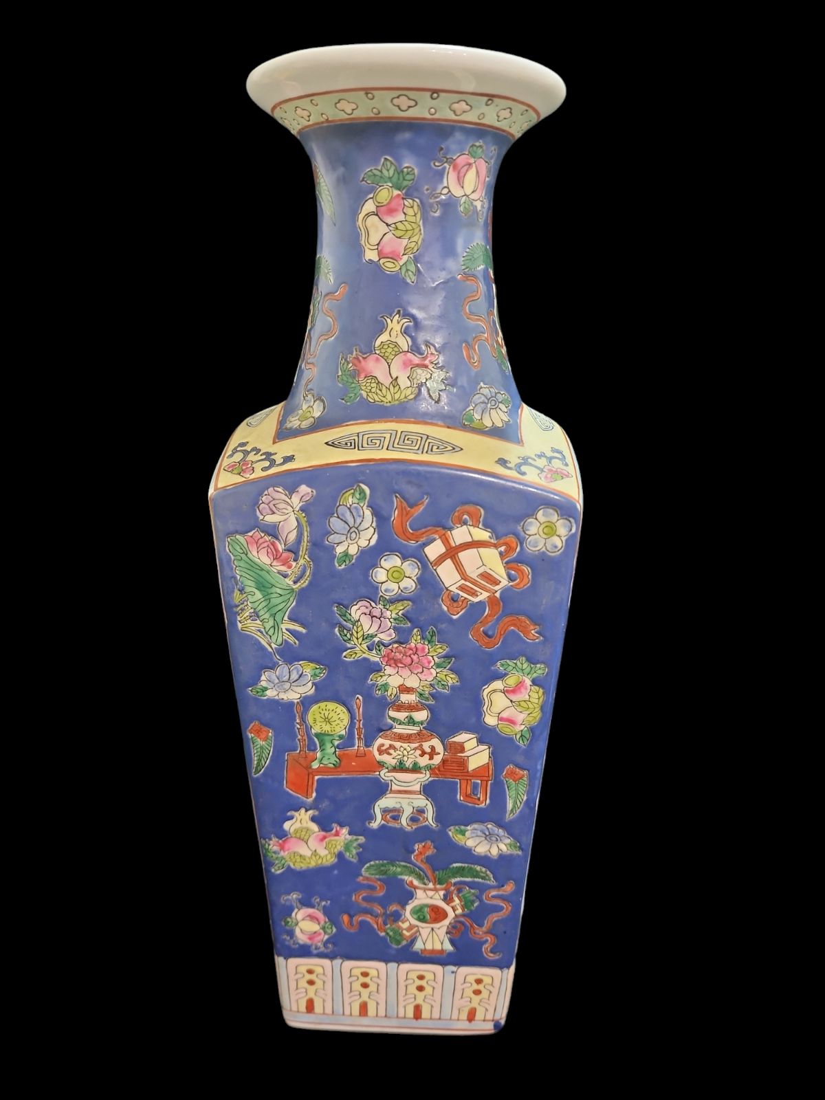 中国美術 大清同治年製 色絵粉彩花瓶 四方瓶 古美術 骨董 花瓶 花入 