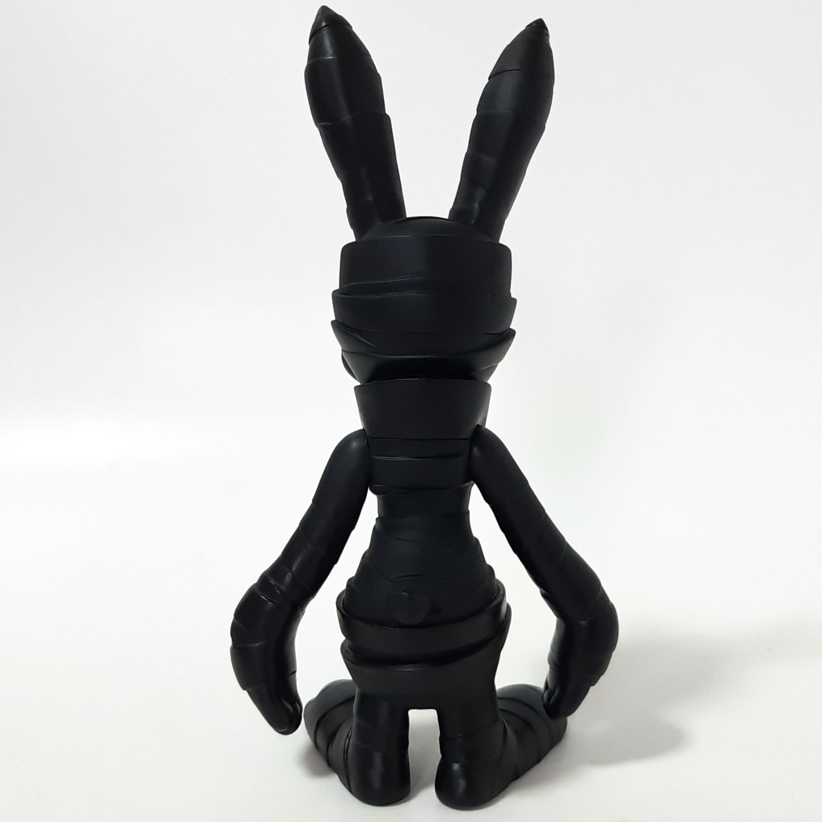 ALGONQUINS アルゴンキン マミー・ザ・ラビット フィギュア