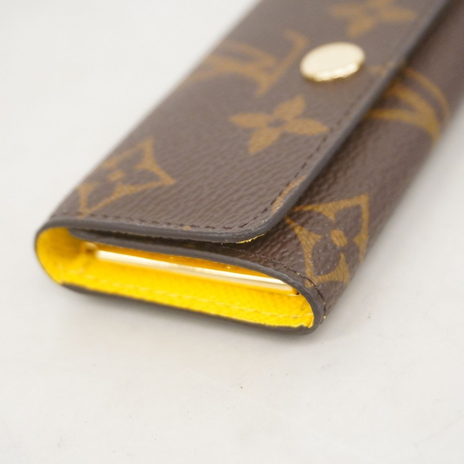 モノグラム ミュルティクレ