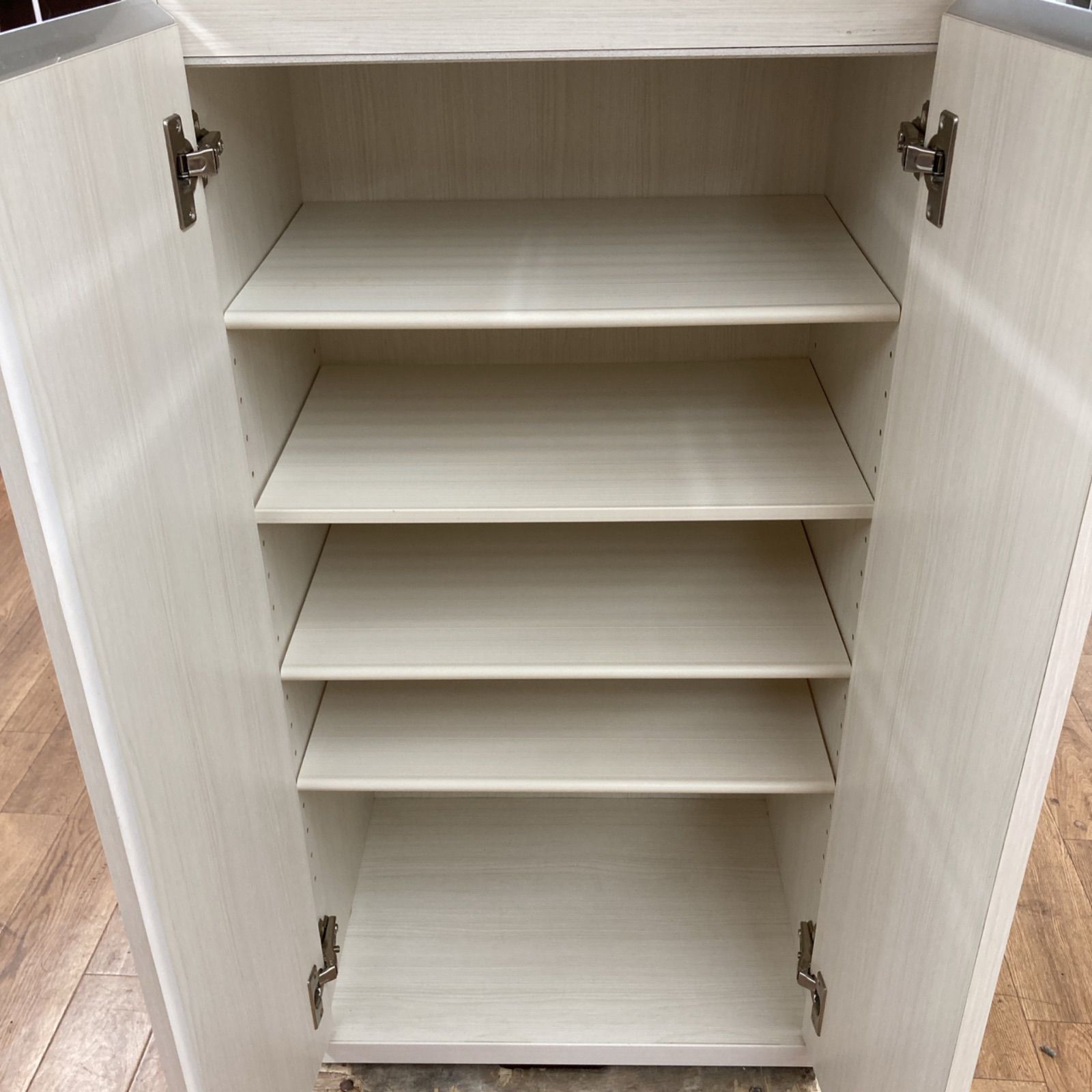 シューズボックス