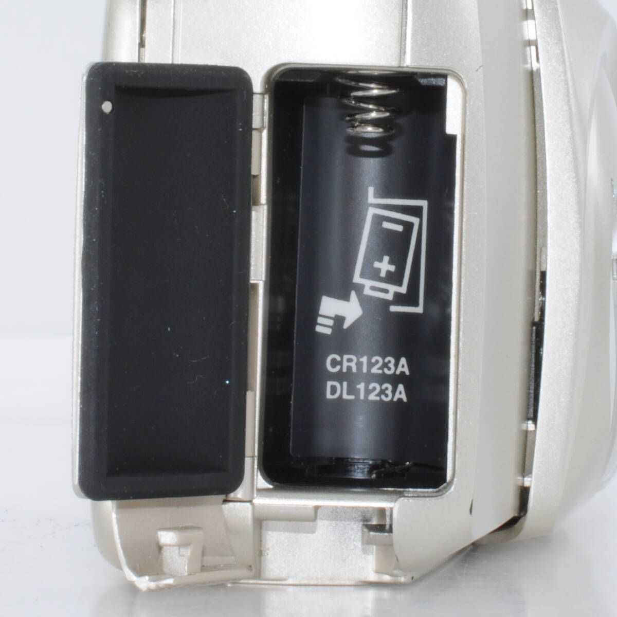 140 コンパクトフィルムカメラ