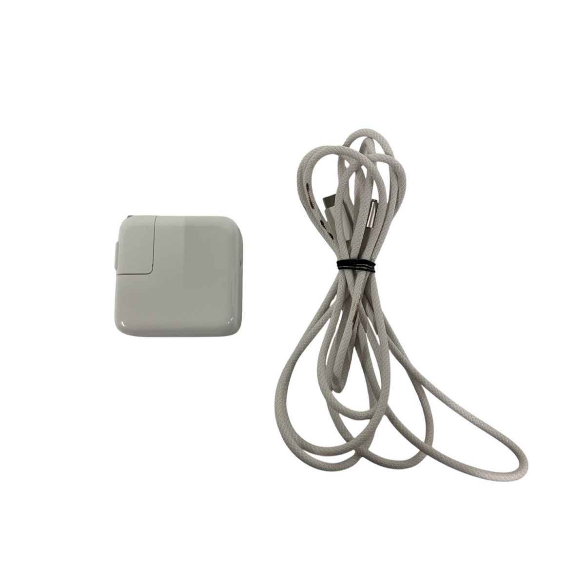 MacBook Air 13インチ　美品 Apple MacBook Air 13インチ 8コアCPU 8コアGPU M3 8GB 256GB