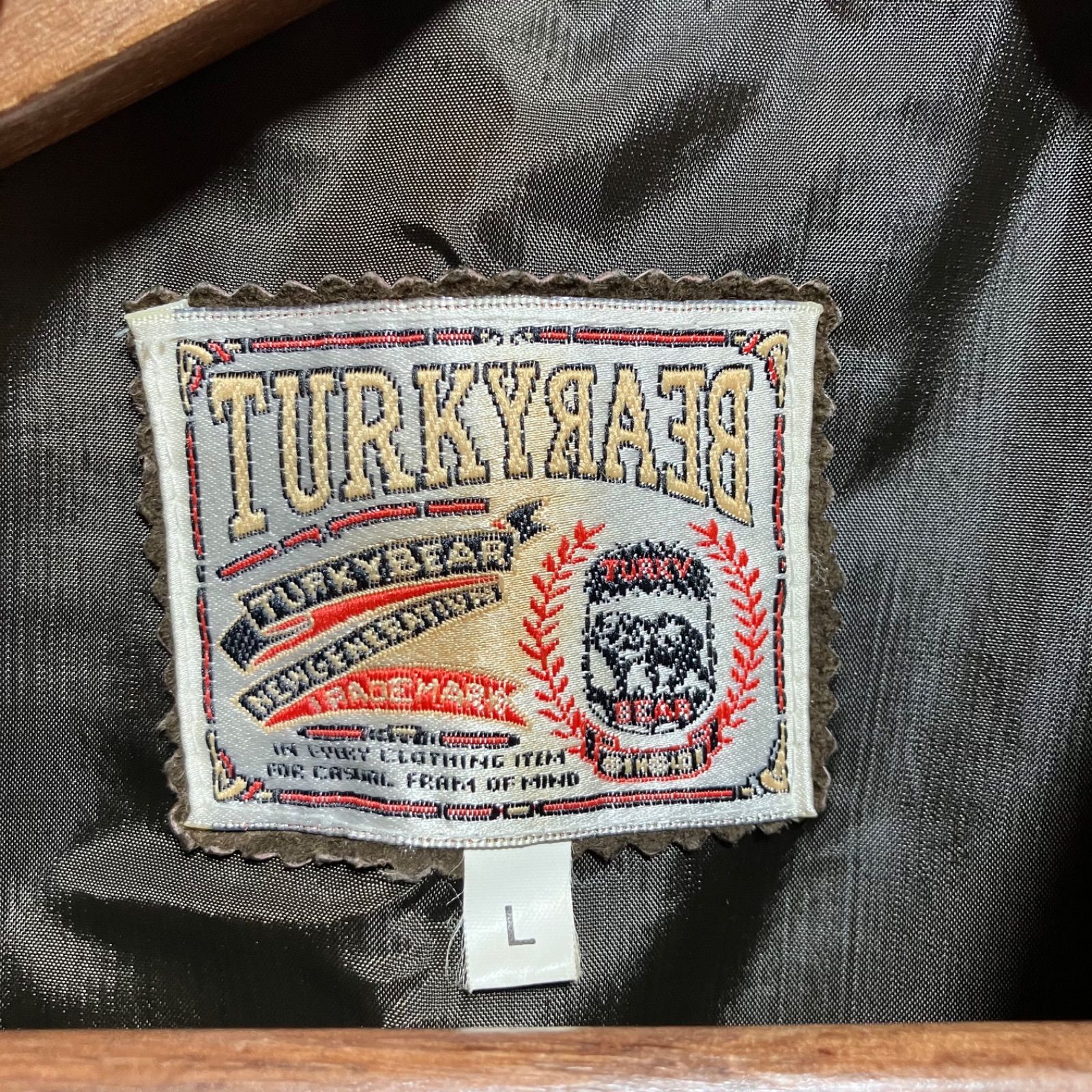 【新品未使用タグ付き 本革】TURKYBEAR ピッグレザーベスト カジュアル 豚革 サイズL 訳有り 1026m XLTURKY BEAR　レザーベスト　バイカーベスト　豚革 ピッグレザー