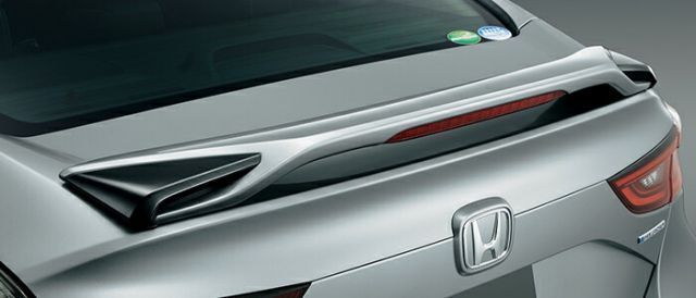 HONDA ホンダ 純正 トランクスポイラー ルナシルバーメタリック NH-830M 08F13-TXM-030 | INSIGHT インサイト ZE4 トランクリッドスポイラー トランクリッド スポイラー トランク リアスポイラー ホンダ