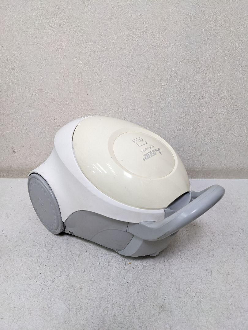 TOSHIBA VC-CF31-R サイクロン式掃除機 2022年製 ヘッド無し