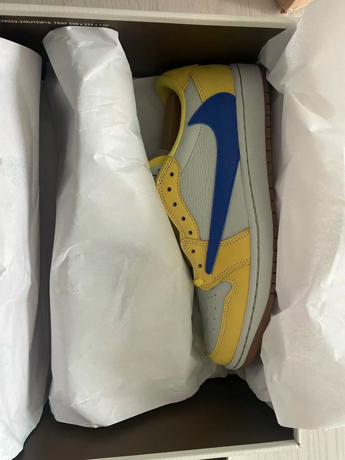 【雷市場（ポンジャン）商品韓国直送】（ W280 ） NIKE(ナイキ) ジョーダン 1 x SCOTT(スコット) カナリア