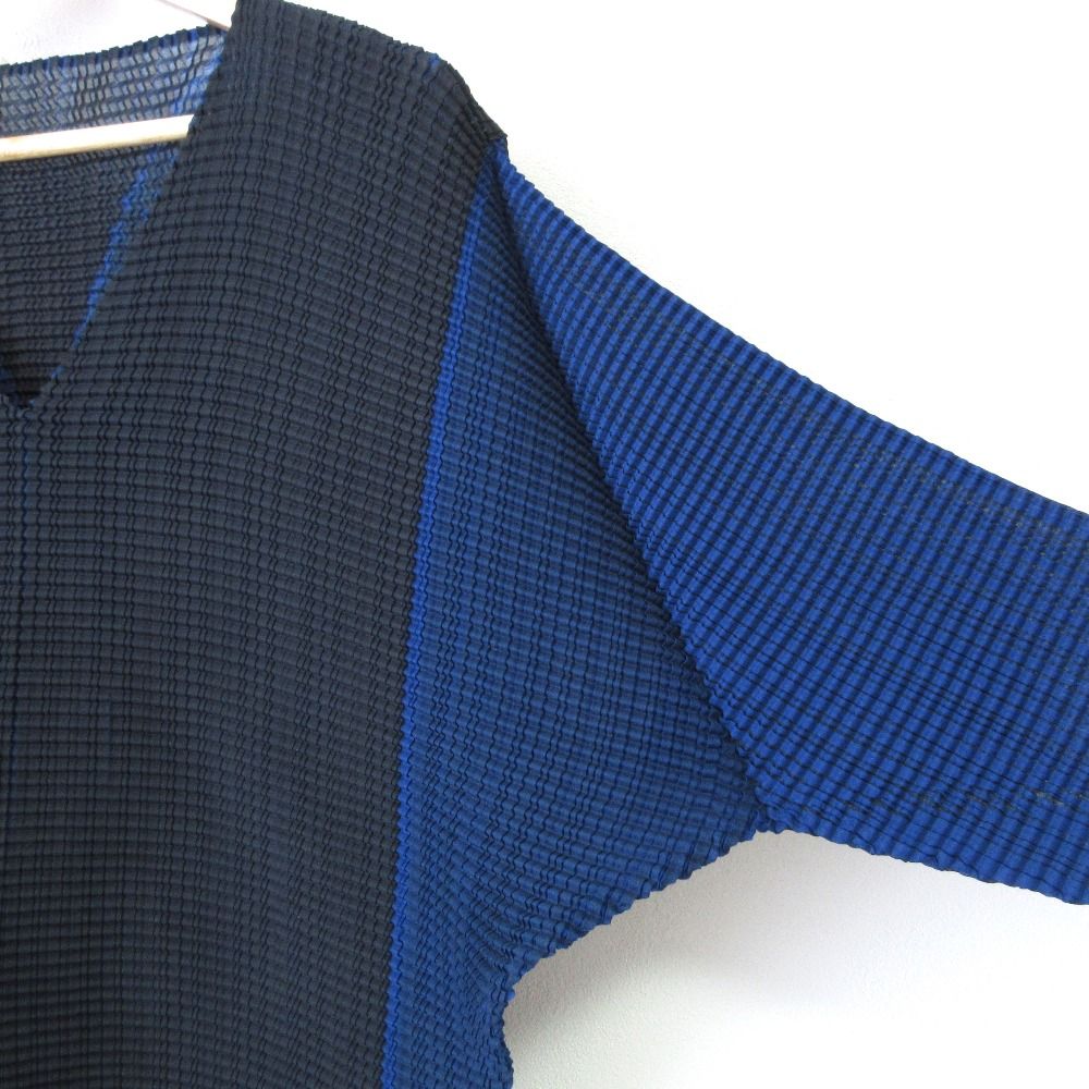 新品同様 ISSEY MIYAKE イッセイミヤケ Vネック バイカラー 長袖  