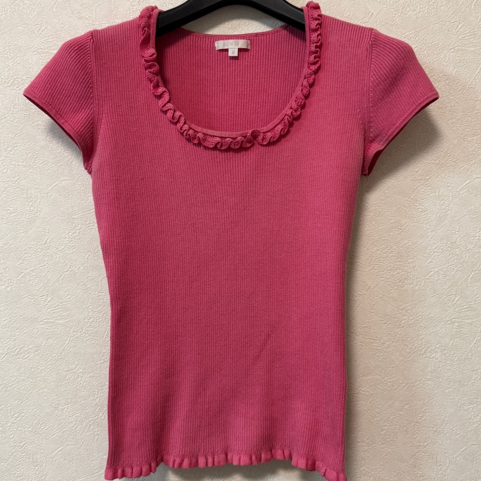 To be chic フリル付　woolリブニット　ピンク　S To be chic フリル付 woolリブニット ピンク S