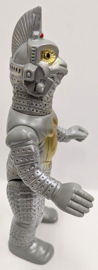 ブルマァク 復刻版怪獣シリーズ ウルトラセブン ウインダム 肌色成型