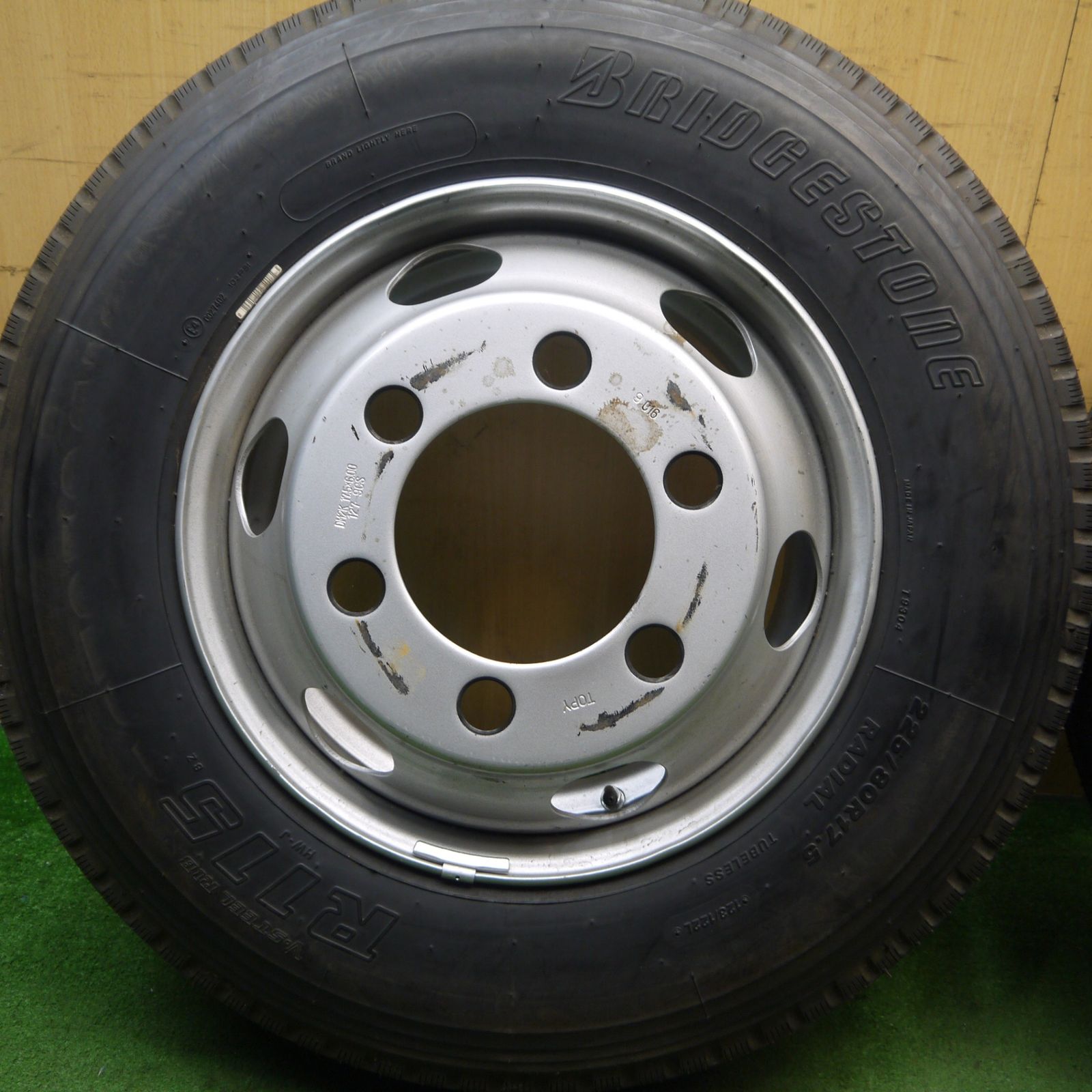 2本 トラック 225 80R17.5 123 122L ブリヂストン R115 TOPY スチール ホイール 127-9CS PCD222.25 6H 5091901Hノ