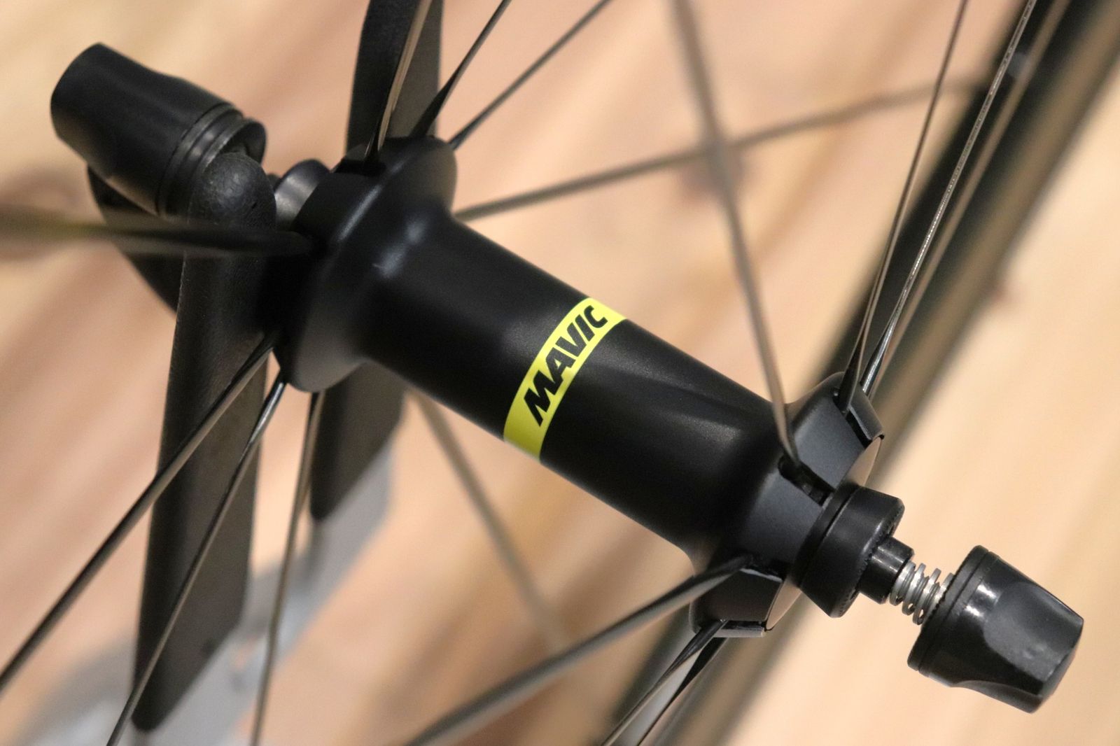 チューブレスレディ