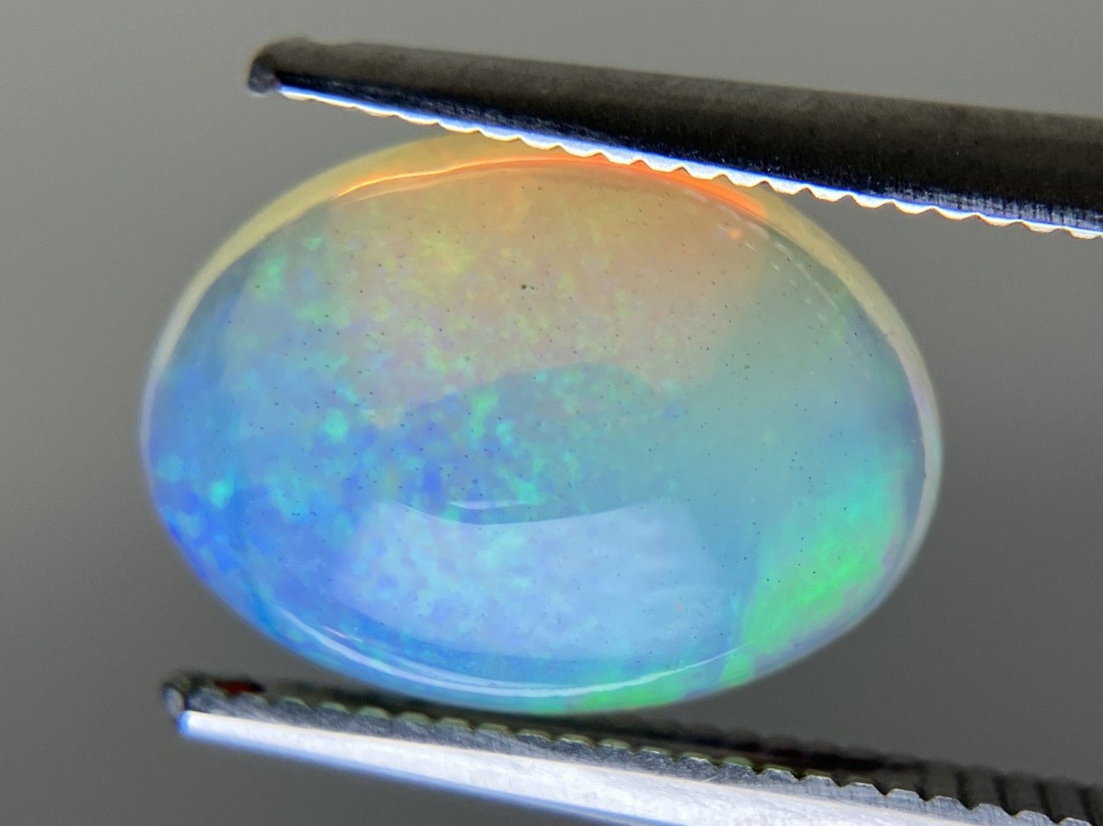 オパール 2.356ct 宝石ソーティング付き 11.8㎜×8.6㎜×5.2