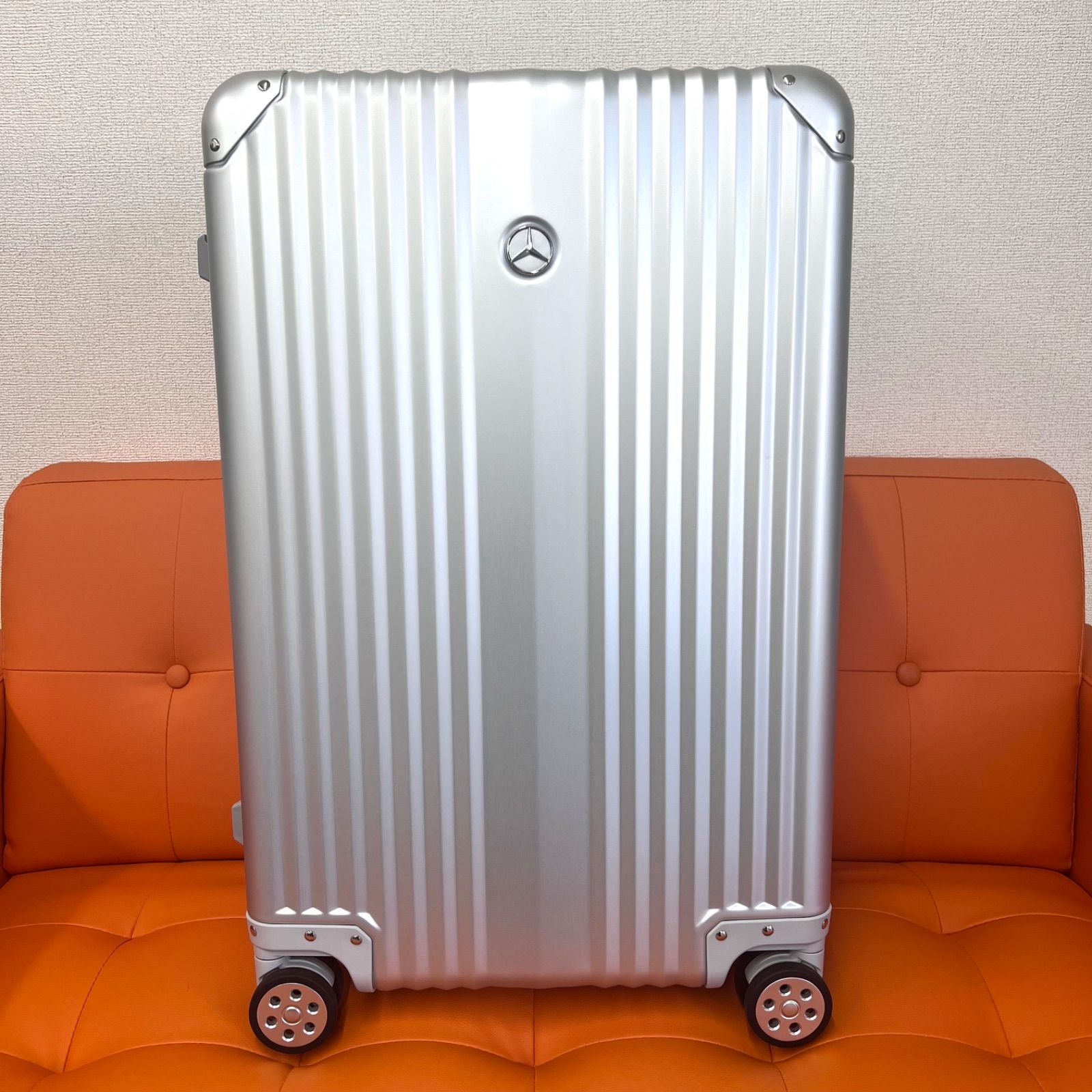 新品未使用】Mercedes Benz オリジナルアルミスーツケース