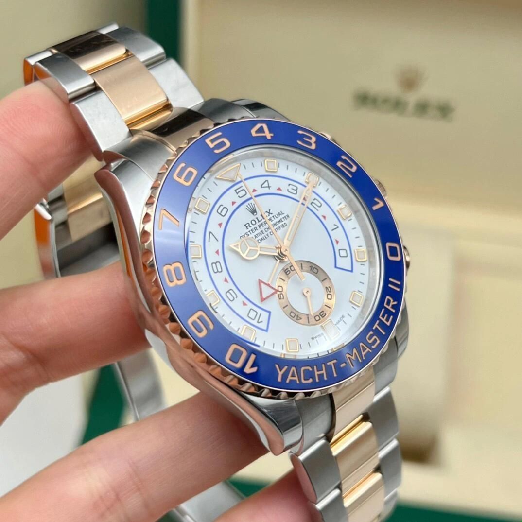 クラシックなスタイル 44mm