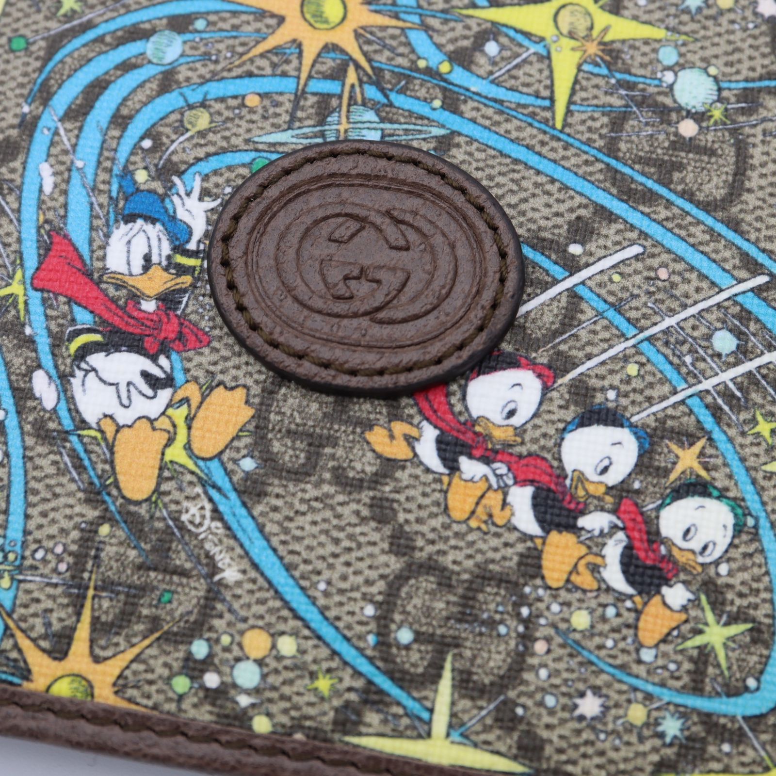 美品 GUCCI グッチ 二つ折り財布 ディズニー ドナルド GG