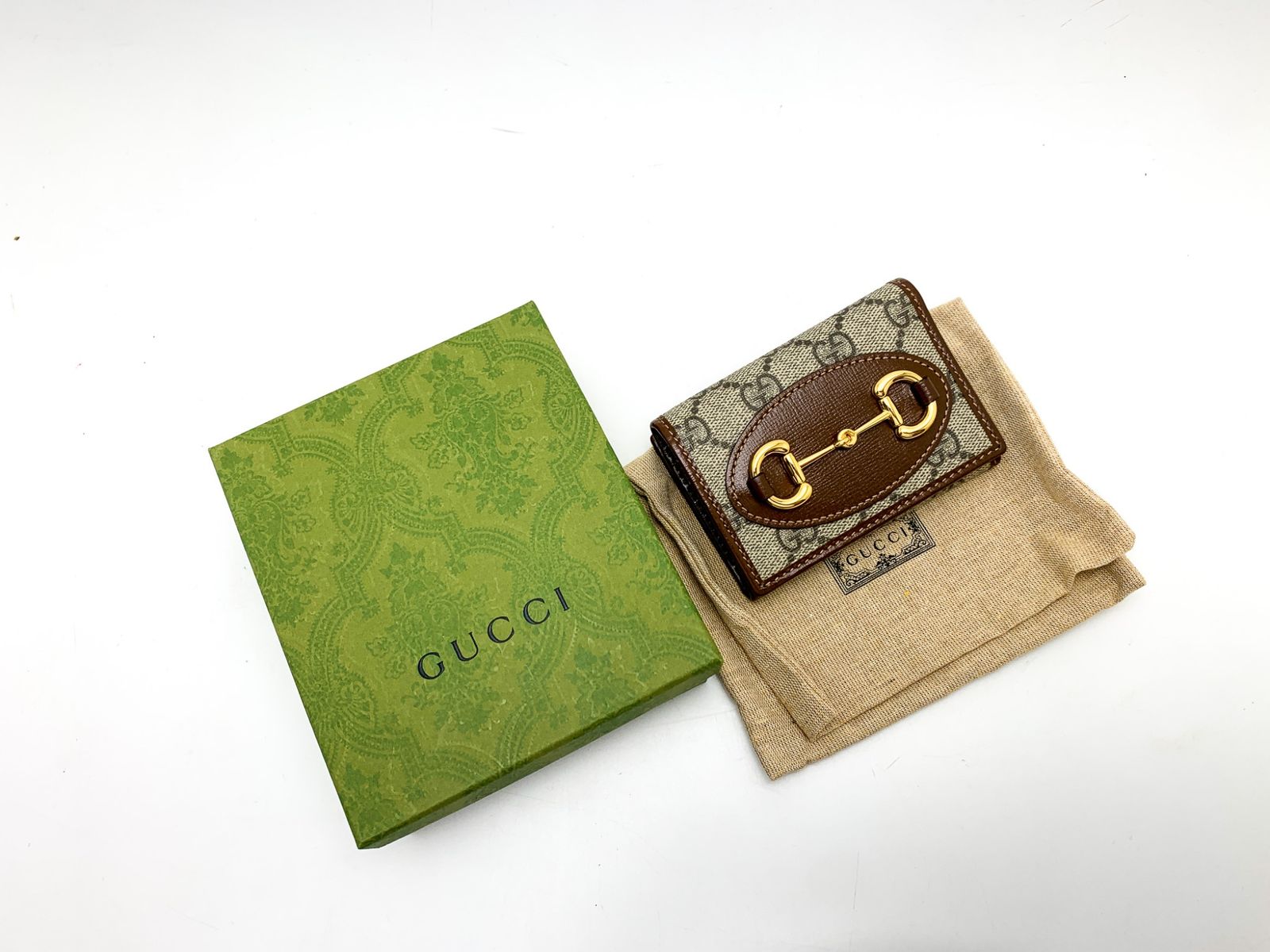 ホースビット 三つ折りウォレット