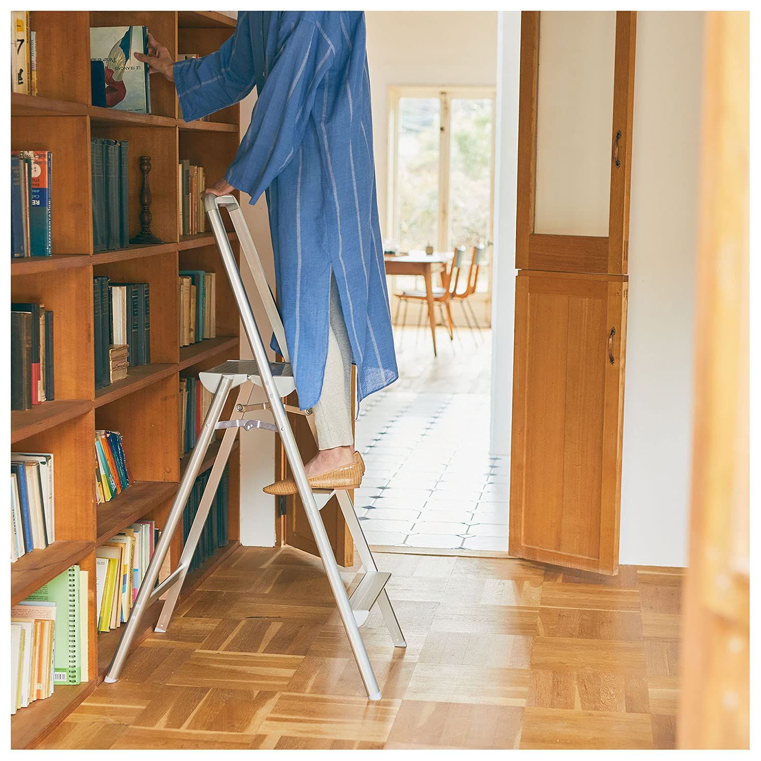 【送料無料】 在庫セール 79cm SREW-8a 3段 17725 上枠付天板幅広踏台 長谷川工業 Hasegawa 存在感抜群！