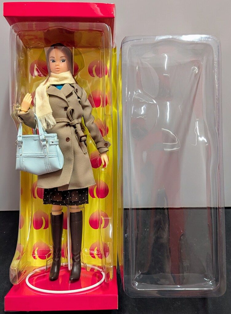 momokoDOLL カフェオレに角砂糖