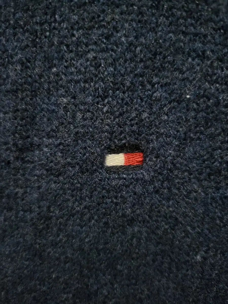 素晴らしい Tommy Hilfiger トミーヒルフィガー ジップアップニット 105