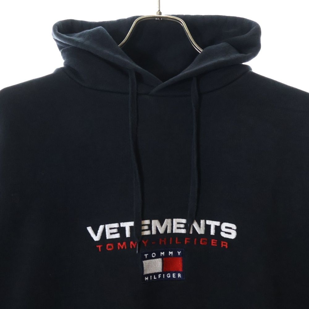 VETEMENTS ヴェトモン　18SS グラフィック　ロゴパーカー VETEMENTS ヴェトモン 18SS グラフィック ロゴパーカー-ブランド