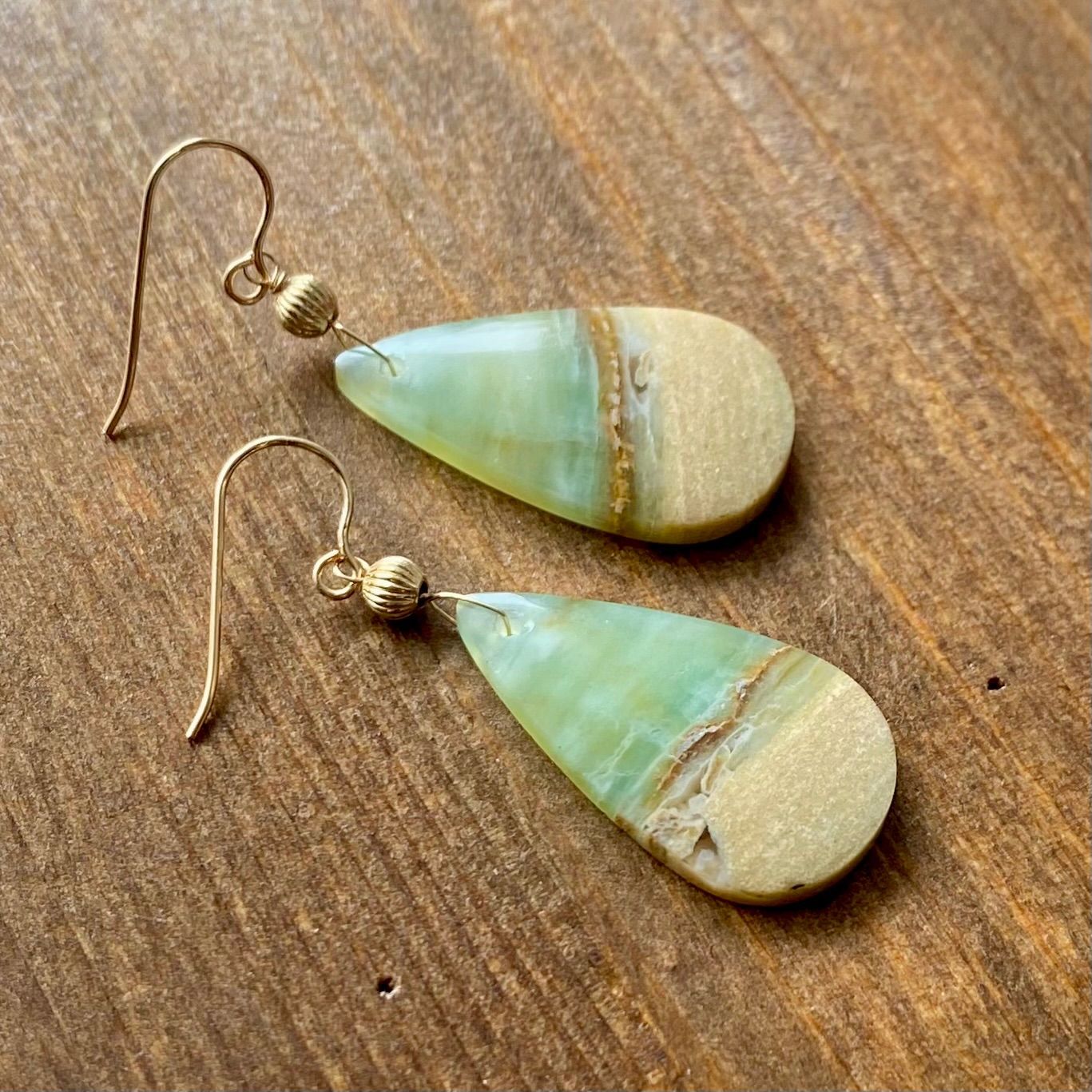 オパライズウッド14kgfピアス オパライズドウッドとターコイズ