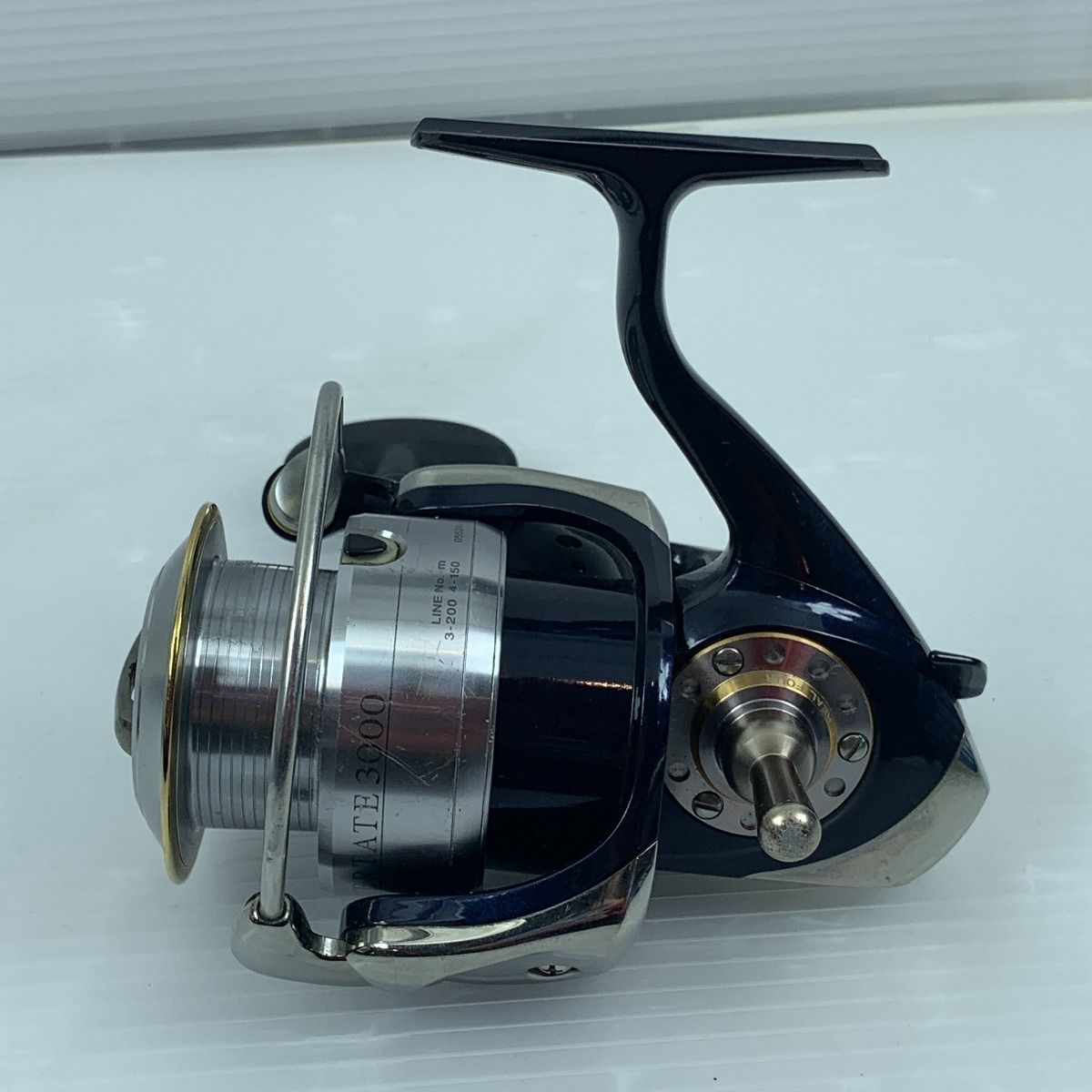 ττDAIWA ダイワ スピニングリール 使用感有 程度B 04セルテート3000 