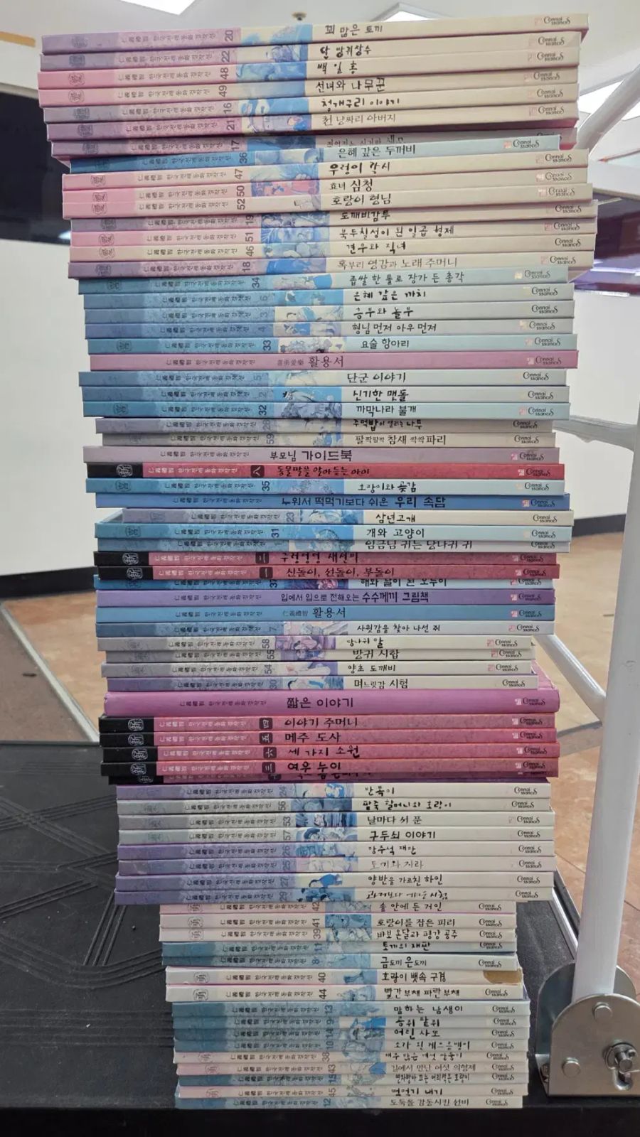 ザ ルネッサンス 韓国の伝統的なおとぎ話の傑作 73 巻 セット 童話 幼児用本 子供向けの本 おとぎ話