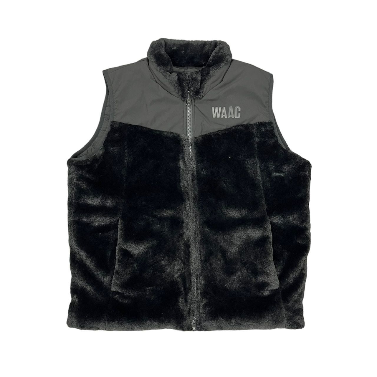 新品　waac ワック　ゴルフベスト　中綿　リバーシブル 新品 waac ワック ゴルフベスト 中綿 リバーシブル 新品 waac ワック