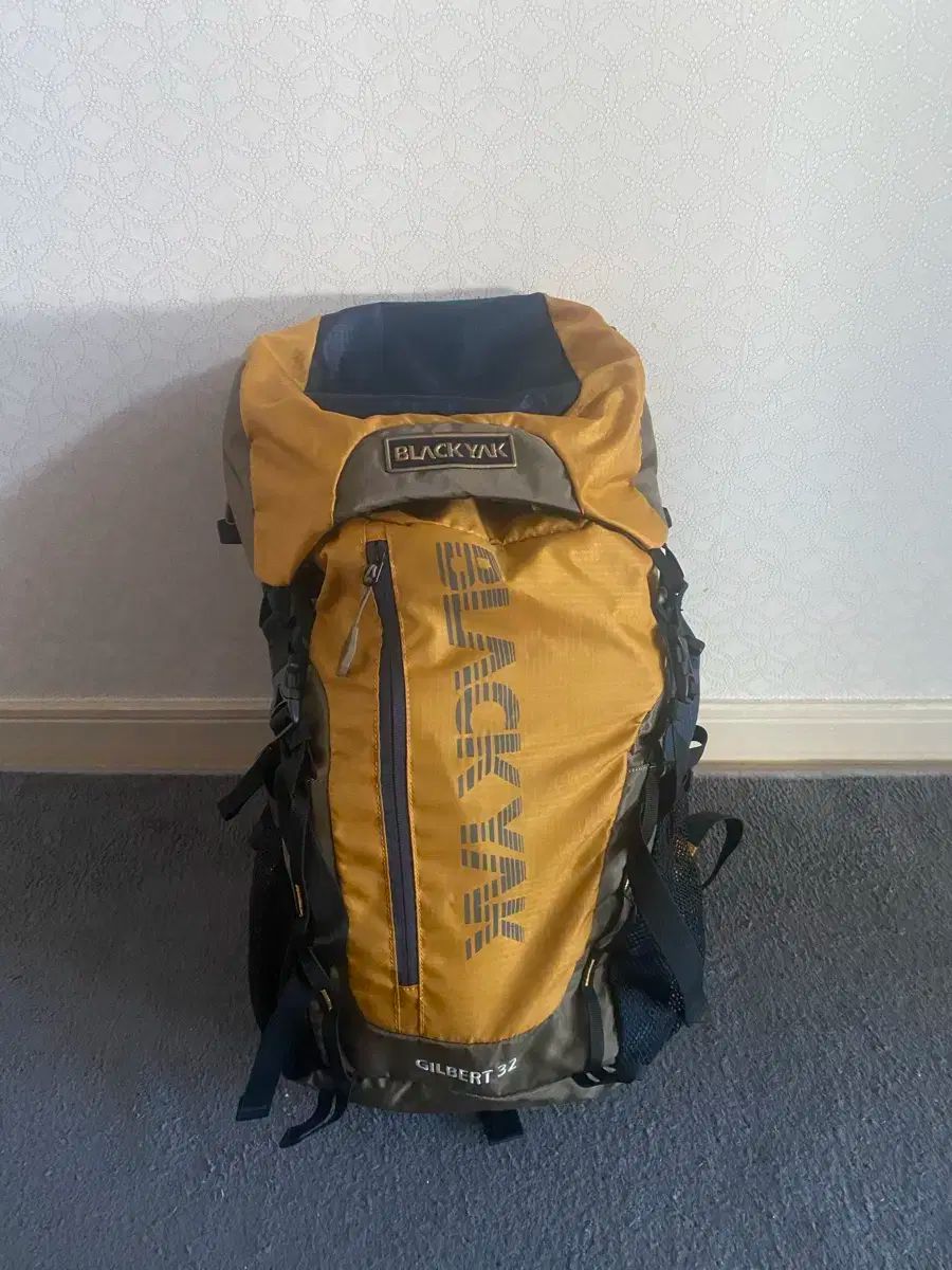ブラックヤックハイキングバッグ 32L
