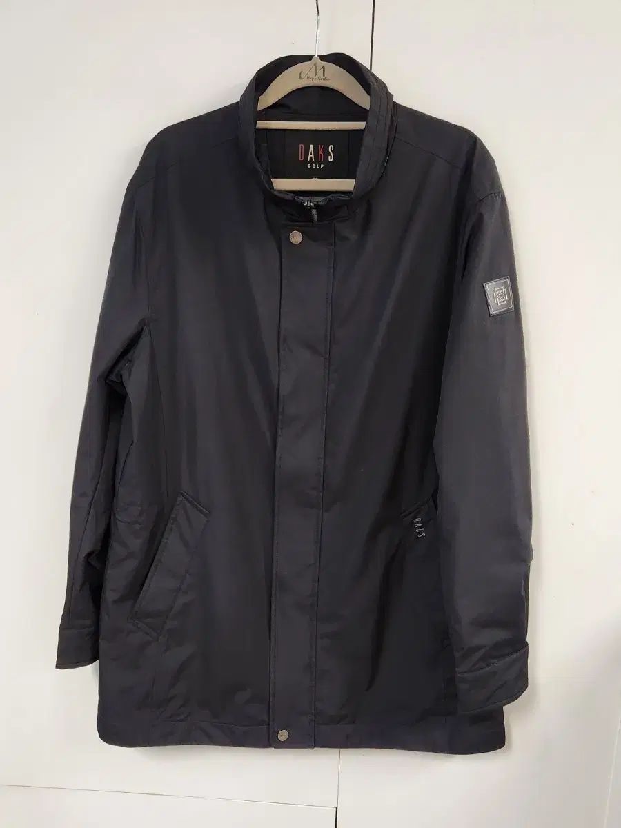 原田譲 大皿 婦人画報 31cm 白瓷印花纒枝菊紋