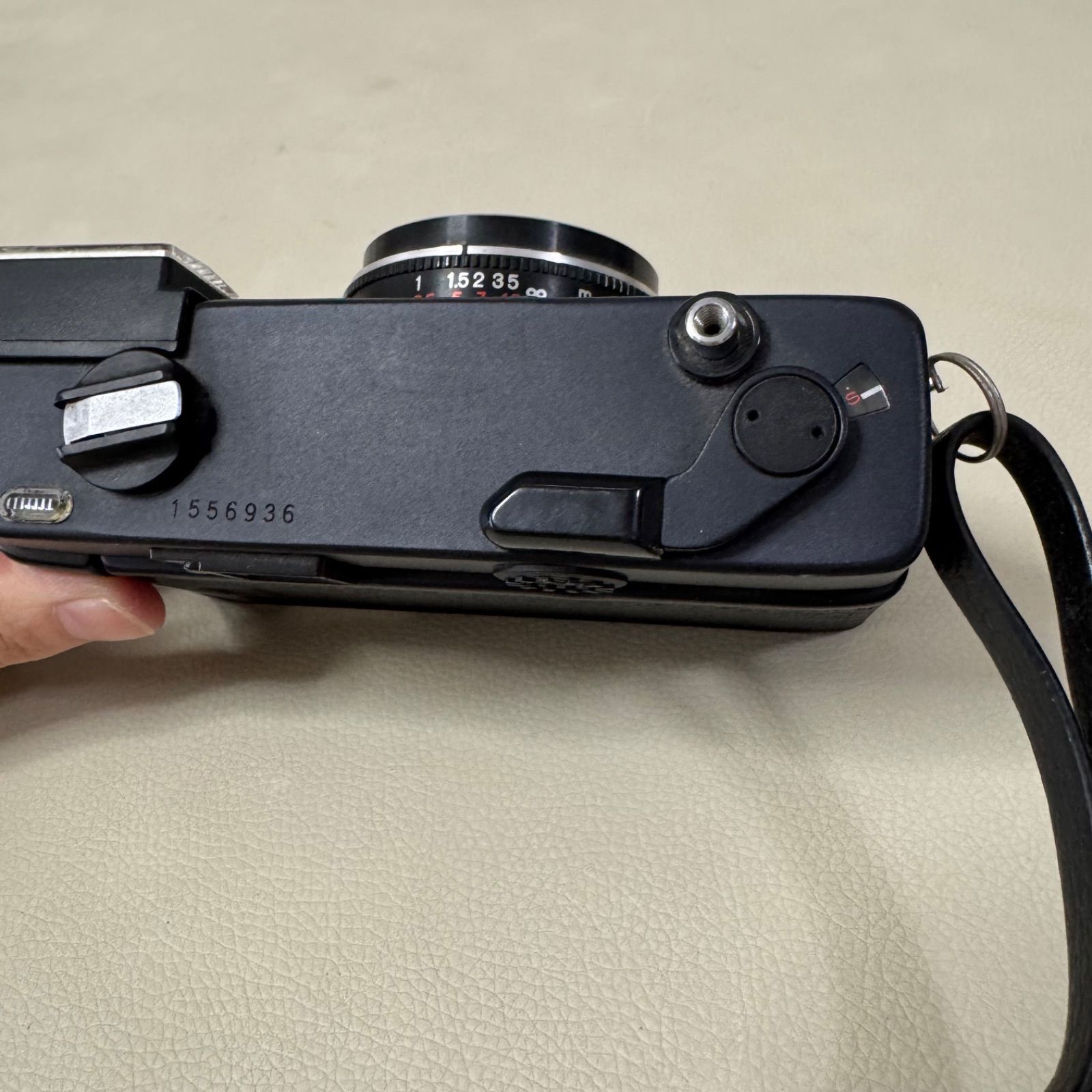 KONICA C35 コンパクトフィルムカメラ　動作確認済み コニカ KONICA アウトレット C35 FLASH MATIC フィルムカメラ 動作確認