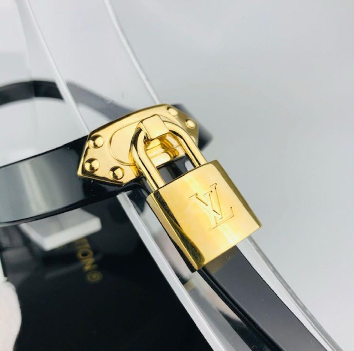 美品☆LOUIS VUITTON・ルイヴィトン ビキニライン レディース LV 美品☆LOUIS VUITTON・ルイヴィトン ビキニライン レディース LV