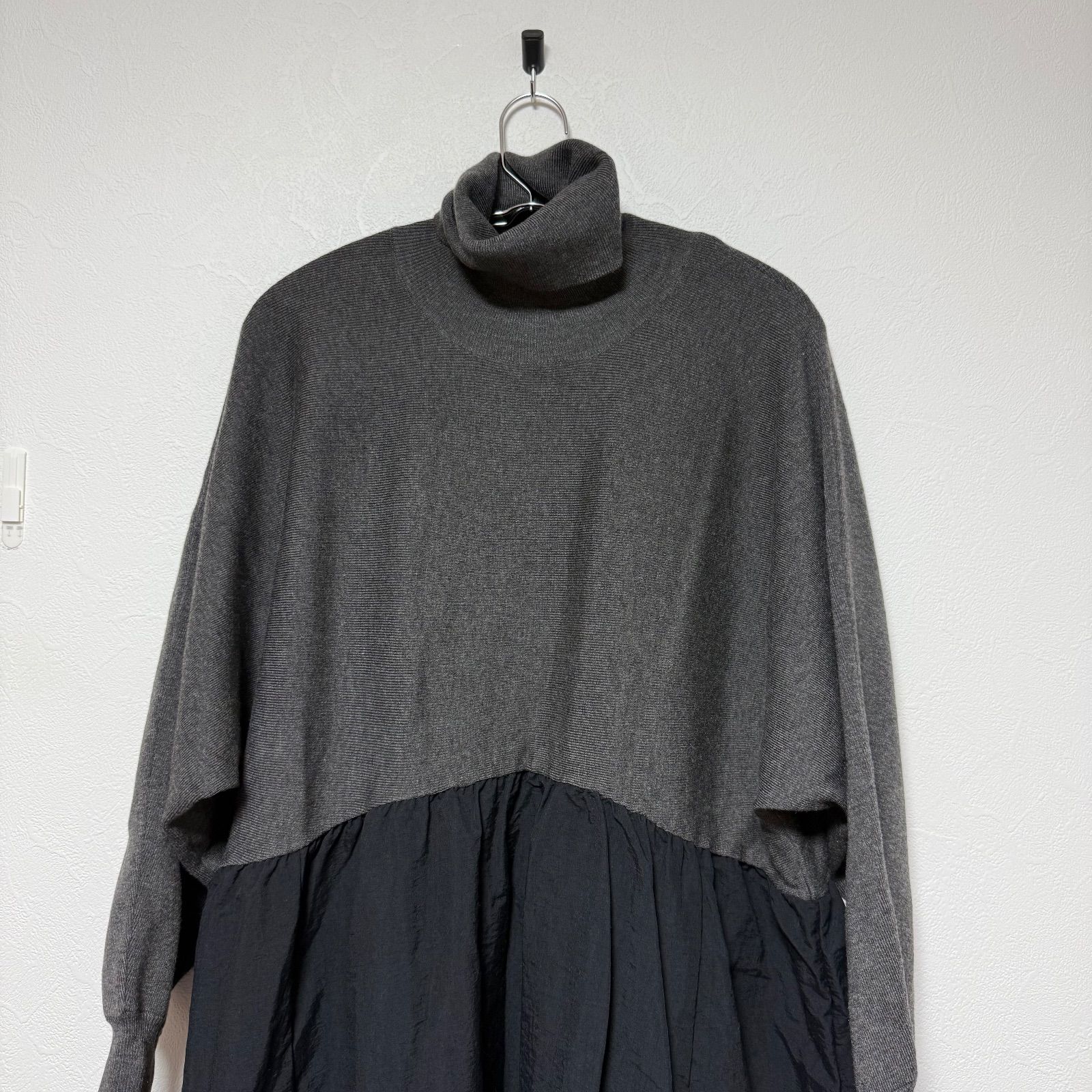 ビアズリー ニットコンビギャザーワンピース ブラック グレー