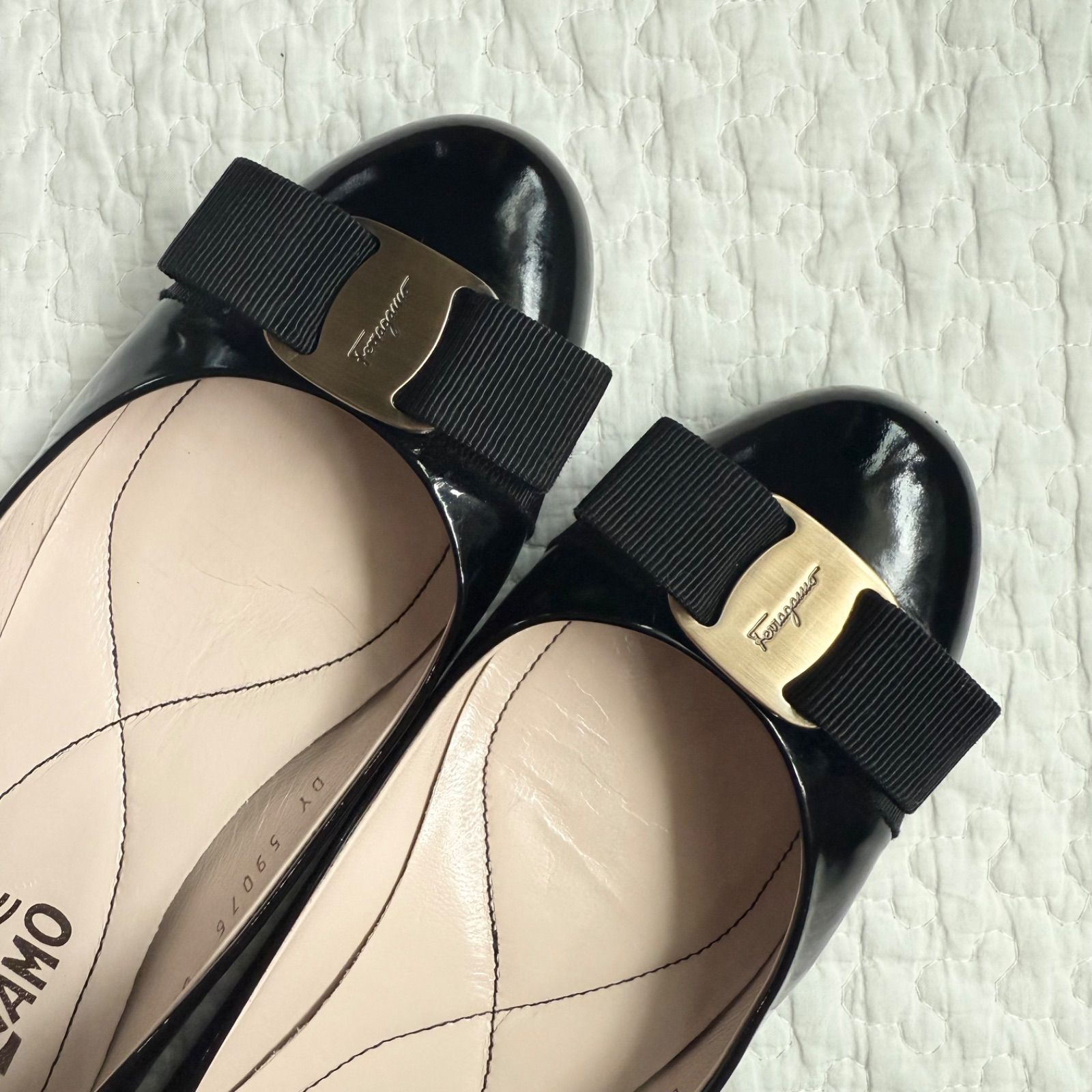 美品 SalvatoreFerragamo サルヴァトーレフェラガモ フラット